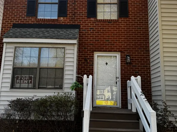 1712 Skiffes Creek Cir, Williamsburg, VA 23185