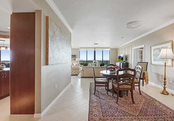 Home For Sale In The Landmark