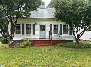 108 Moreland Ave, Laurens, SC 29360