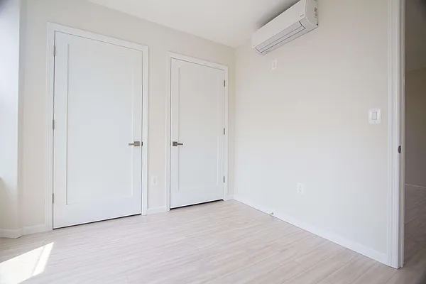 Rented by Nooklyn NYC LLC | media 29