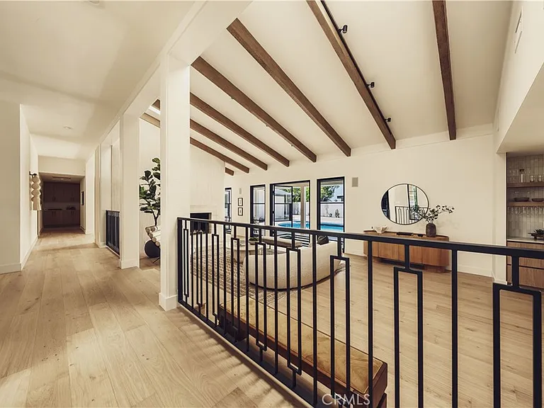 4195 Alonzo Ave — Photo 54