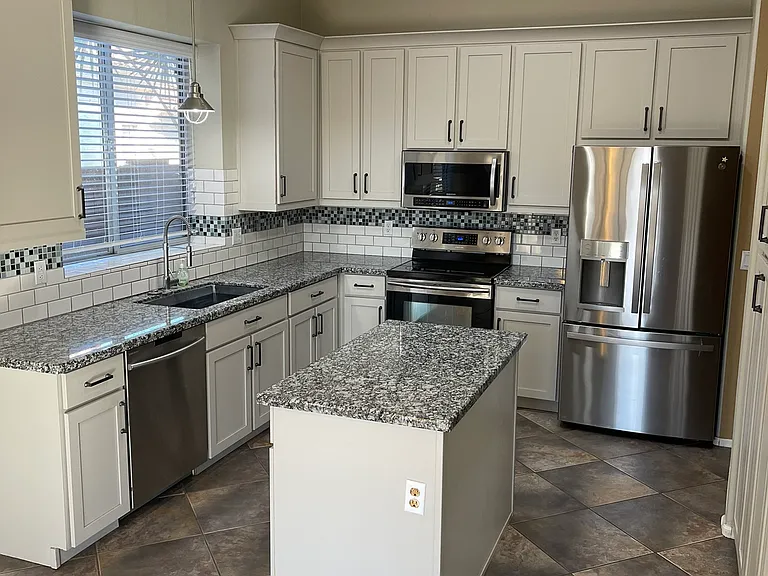 871 W Cherrywood Dr — Photo 12