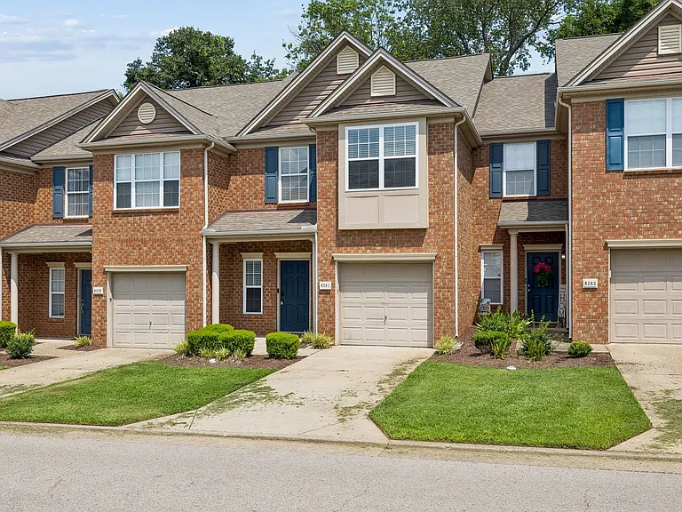 8261 Rossi Rd — Photo 34