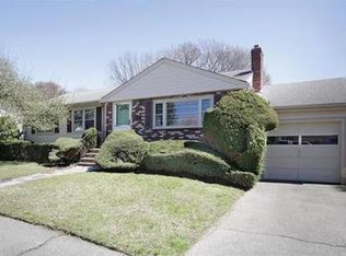 12 Hoover Ave, Quincy, MA 02169