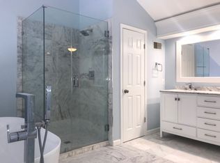 6018 Lincolnia Rd, Alexandria, VA 22312