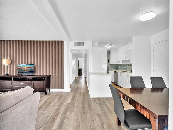 4th image of 8003 NW 67th Avenue