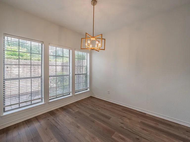 5893 Westhaven Dr — Photo 14