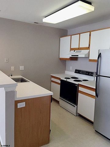 1st image of 31 Malibu Way #327