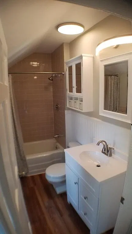 12 Mason St Unit 2 — Photo 3