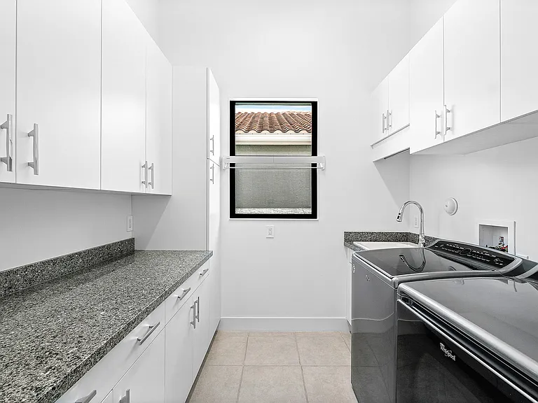 9006 Dulcetto Ct — Photo 46