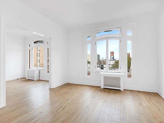 3rd image of 68 Montague St APT 8F