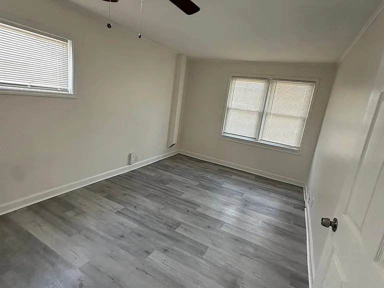 11354 Sycamore Ter — Photo 5