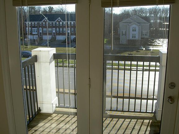 5th image of 5121 Travis Edward Way APT H