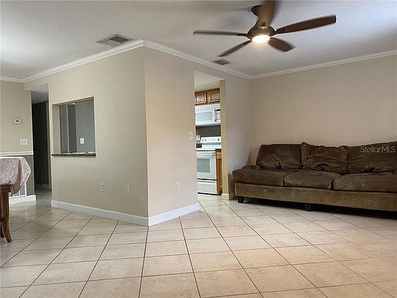 3rd image of 5026 Water Oak Dr APT 212