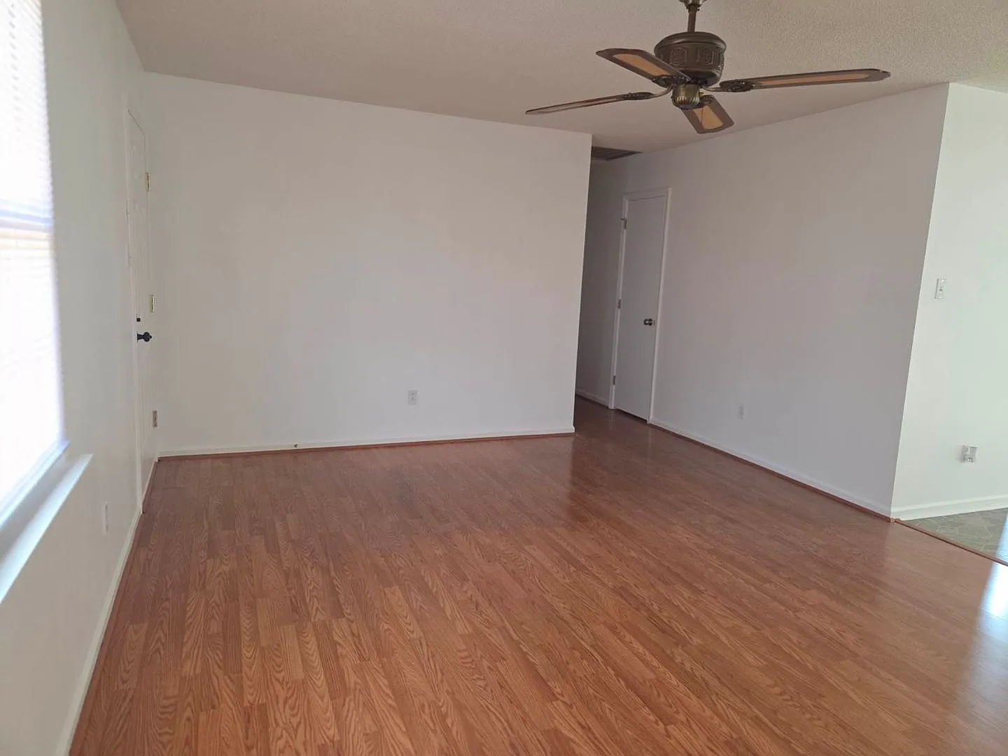 1166 E. New Hope Road — Photo 3