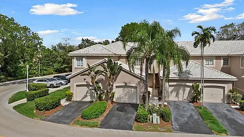 2264 Salerno Cir Photo 1