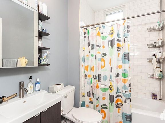 5th image of 2903 W Belden Ave #1