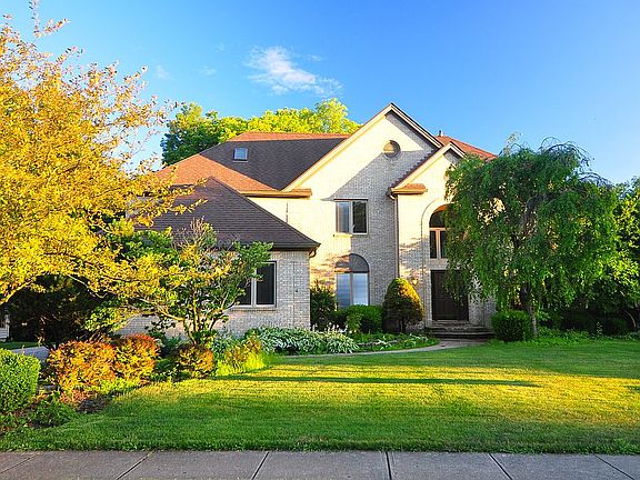 2nd image of 2156 Baldwin Dr