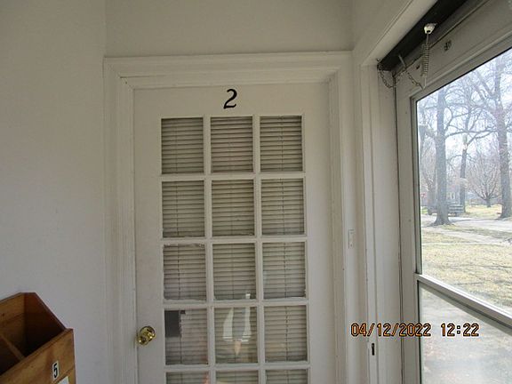 3rd image of 812-814 Thurston St #814-2