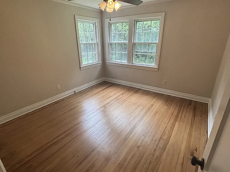 8 Pine Dr — Photo 10