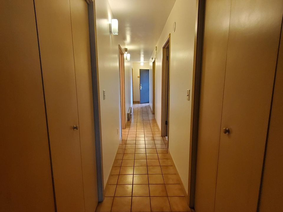 1st image of 4832 California Ave SW #4