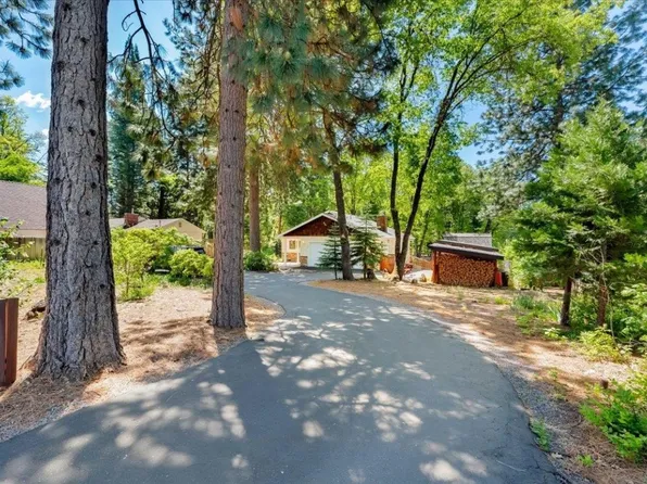 724 Butte Ave, Mount Shasta, CA 96067