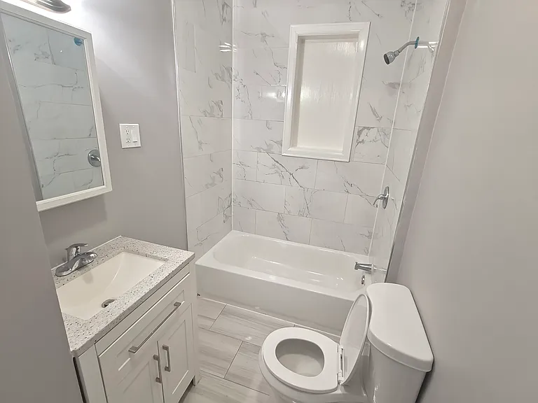 95 Park Ave #2R — Photo 8
