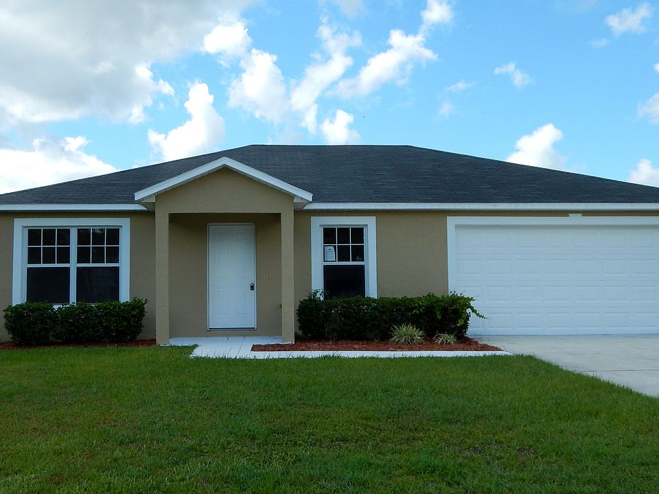 1st image of 621 Camel Ln