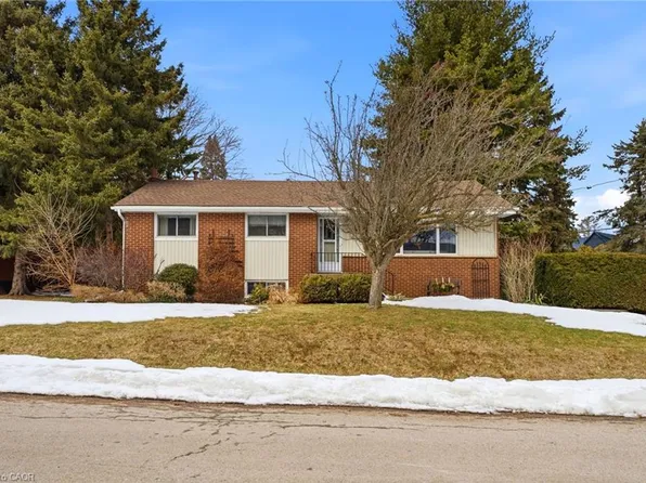 347 Clarendon Dr, Hamilton, ON L9G 2Y9