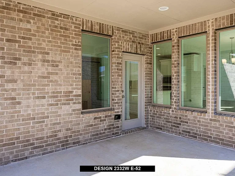 109 Danielson St — Photo 15