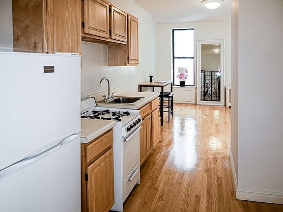 5th image of 1153 3rd Ave #7