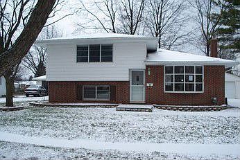 1st image of 909 Newport Dr