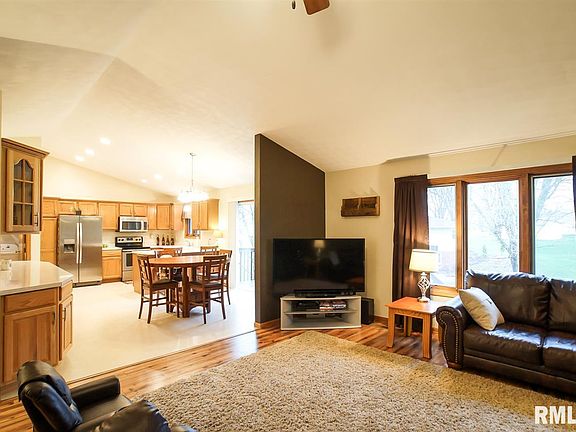 3rd image of 303 Phil Gould Dr