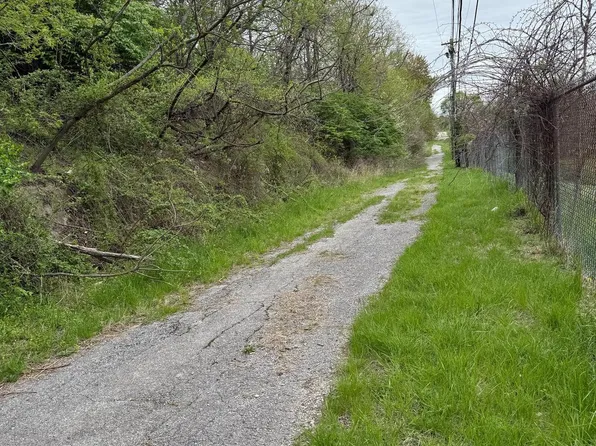 545 S 1st Ave, Coatesville, PA 19320