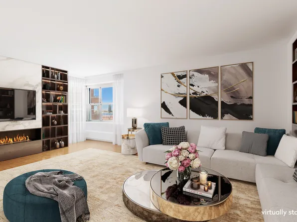 475 Fdr Drive image 1 of 11