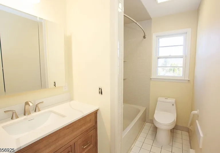 50 Mountain View Ave — Photo 16