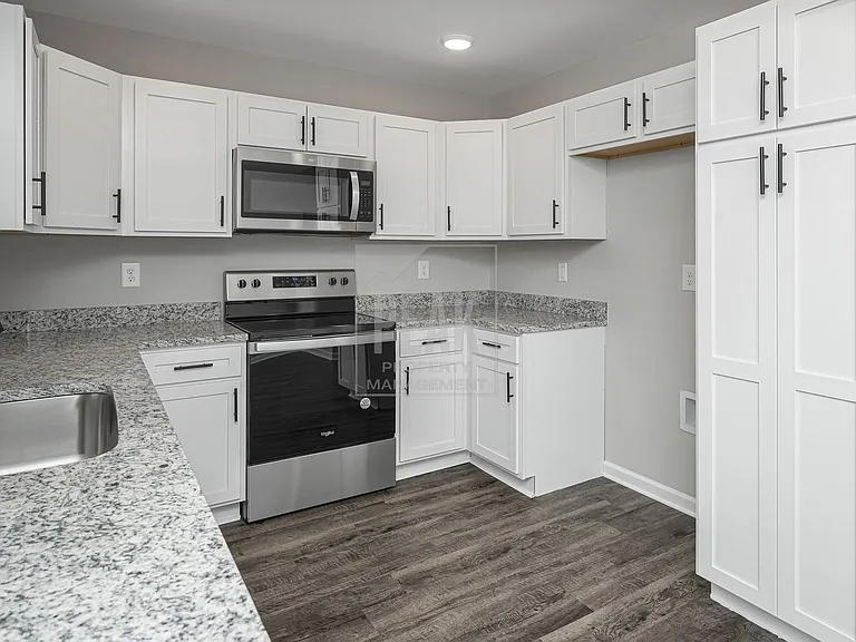 390 Woodland Cir — Photo 15