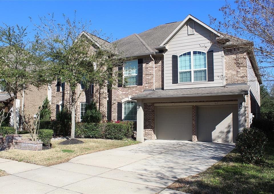 1st image of 17931 Channel Hill Dr