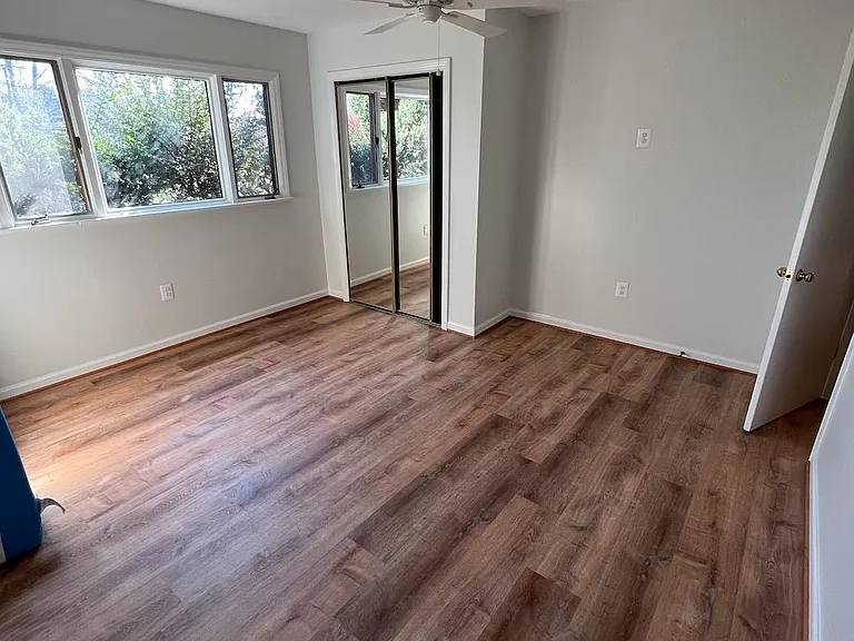 101 Donna Cir — Photo 8
