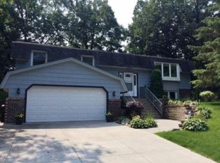 13409 York Ave S, Burnsville, MN 55337