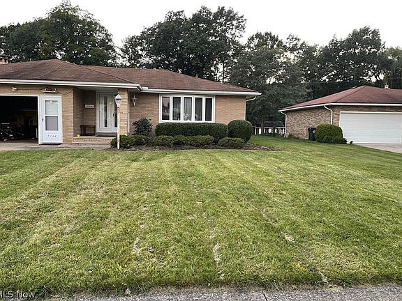 3rd image of 7128 Thorncliffe Blvd