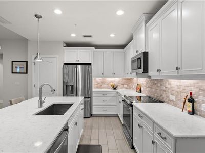 2280 Priory LN #1102, Naples, FL, 34120