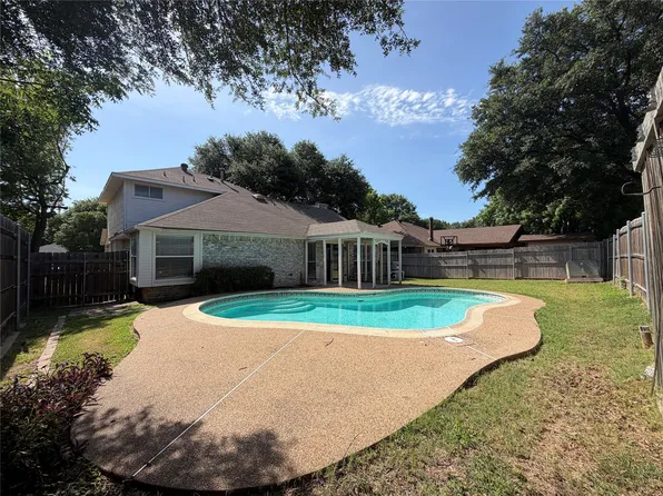 8316 Auburn Dr, Fort Worth, TX 76123
