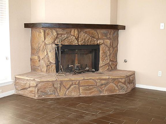 OPEN HOUSE THIS SATURDAY 2-3