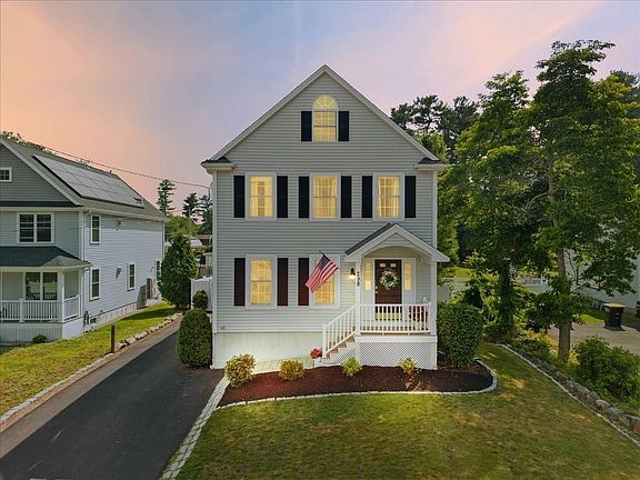 2nd image of 298 Reservoir St