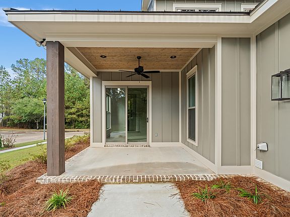 5th image of 107 Bellegrass Blvd