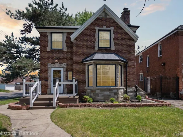 18118 Sorrento St, Detroit, MI 48235