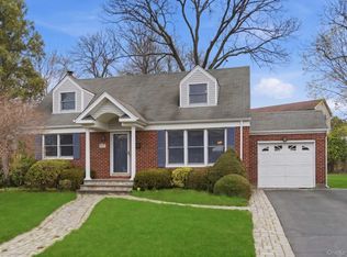 2 Selden Drive, East Northport, NY 11731