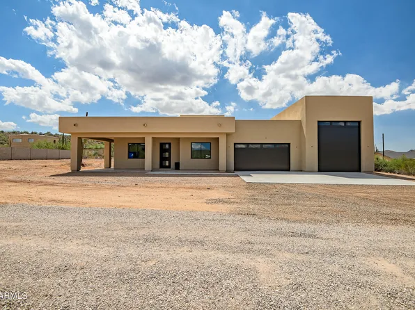 441 W ROUGHRIDER Road, New River, AZ 85087