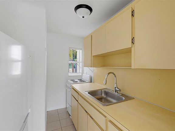 5th image of 3030 1/2 5th St N